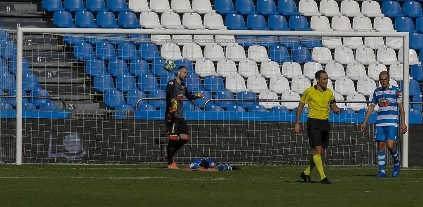 El vigués Dani Giménez defenderá hoy la portería de un Deportivo que no depende de sí mismo para salvarse.