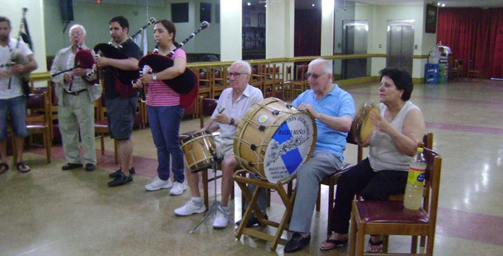 Un momento de los ensayos para "Baixo Miño en Festa".