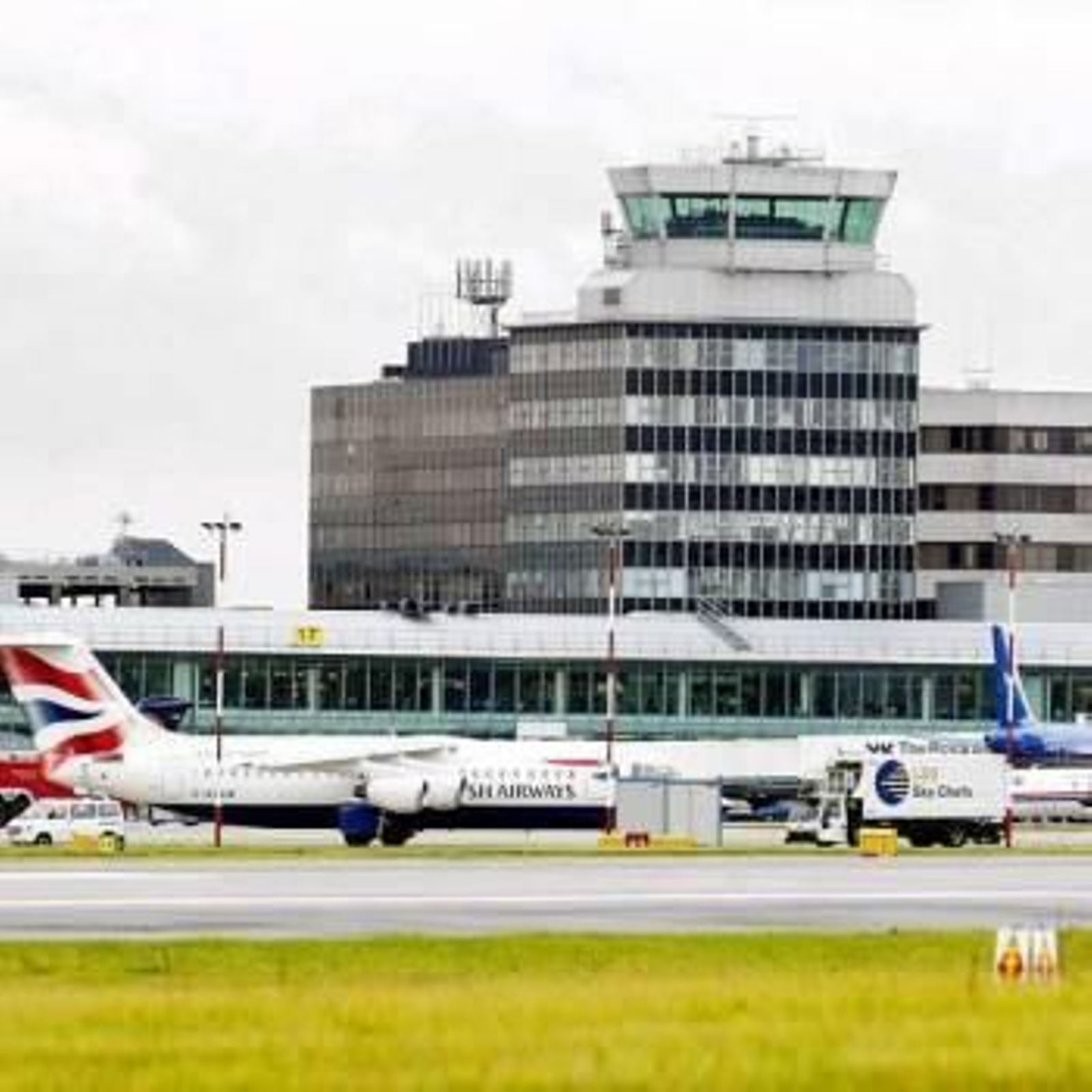 El aeropuerto de Manchester. (Foto: ARCHIVO)
