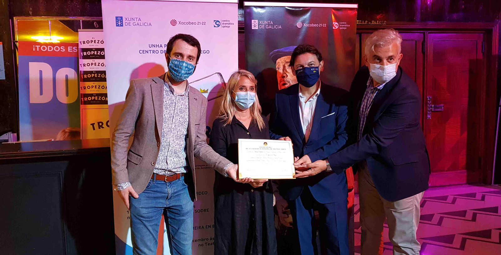 Cecilia Ferrero, Antonio Rodríguez Miranda, Alejandro López Dobarro y Fran Núñez, en el estreno de la obra en Buenos Aires