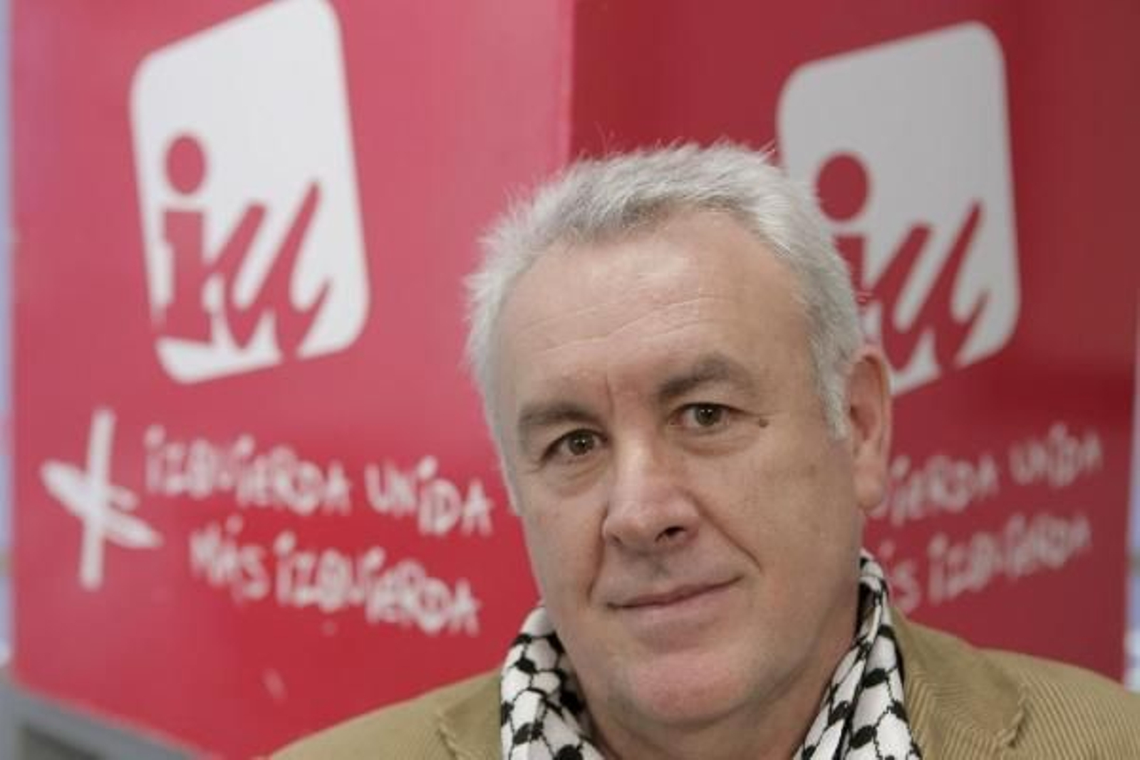 El líder de IU, Cayo Lara. (Foto: Emilio Naranjo)