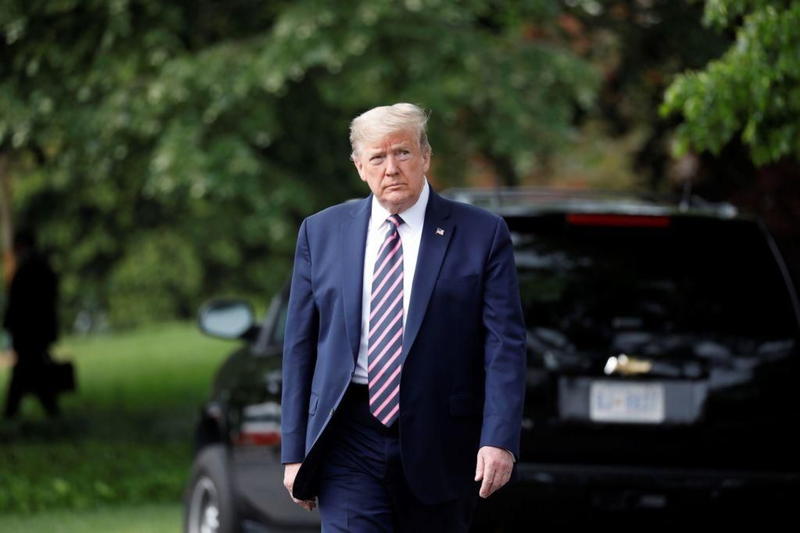 El presidente de los Estados Unidos, Donald Trump, en los jardines de la Casa Blanca.