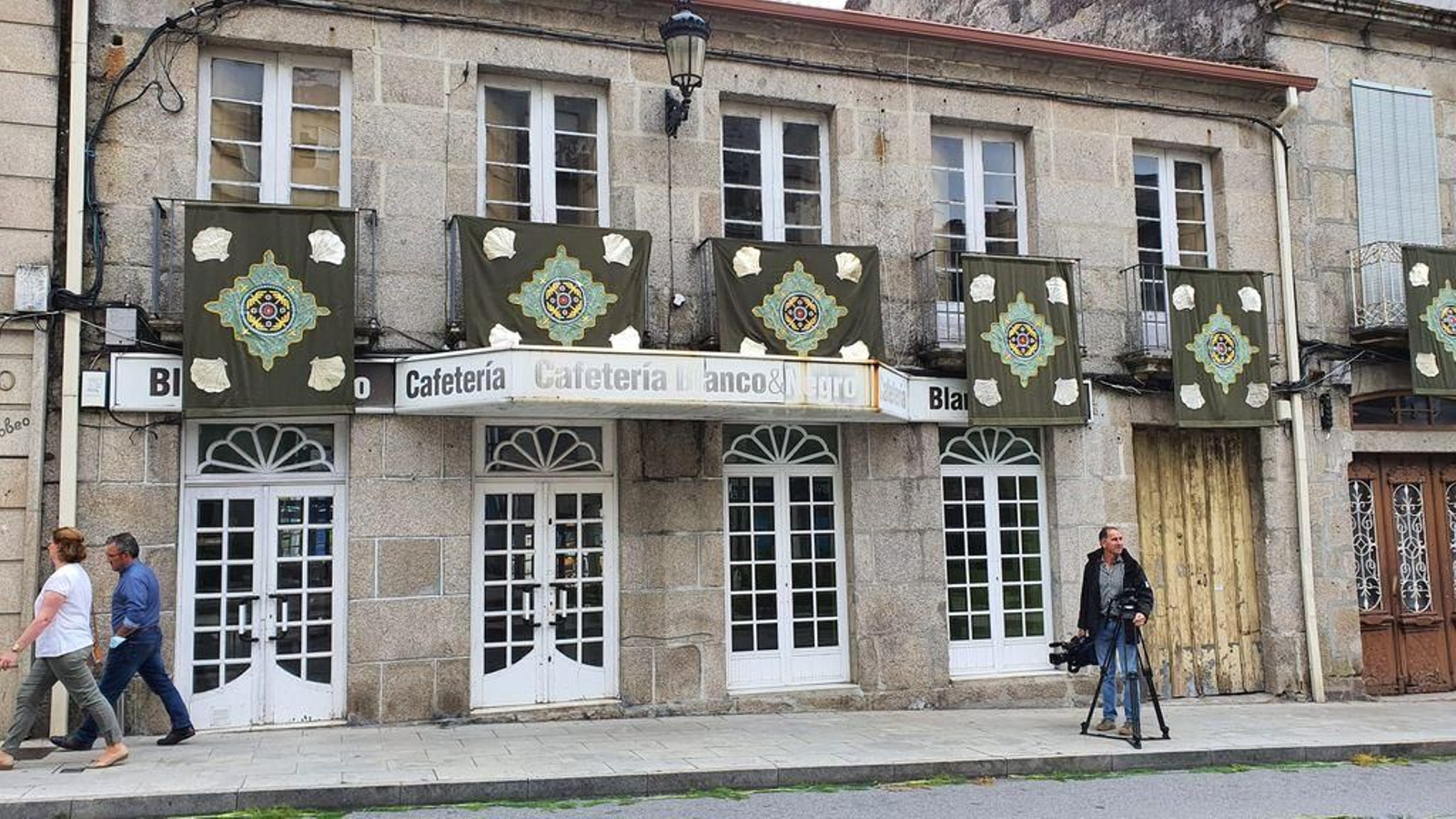 Un Corpus diferente sin fieles en Ponteareas 19