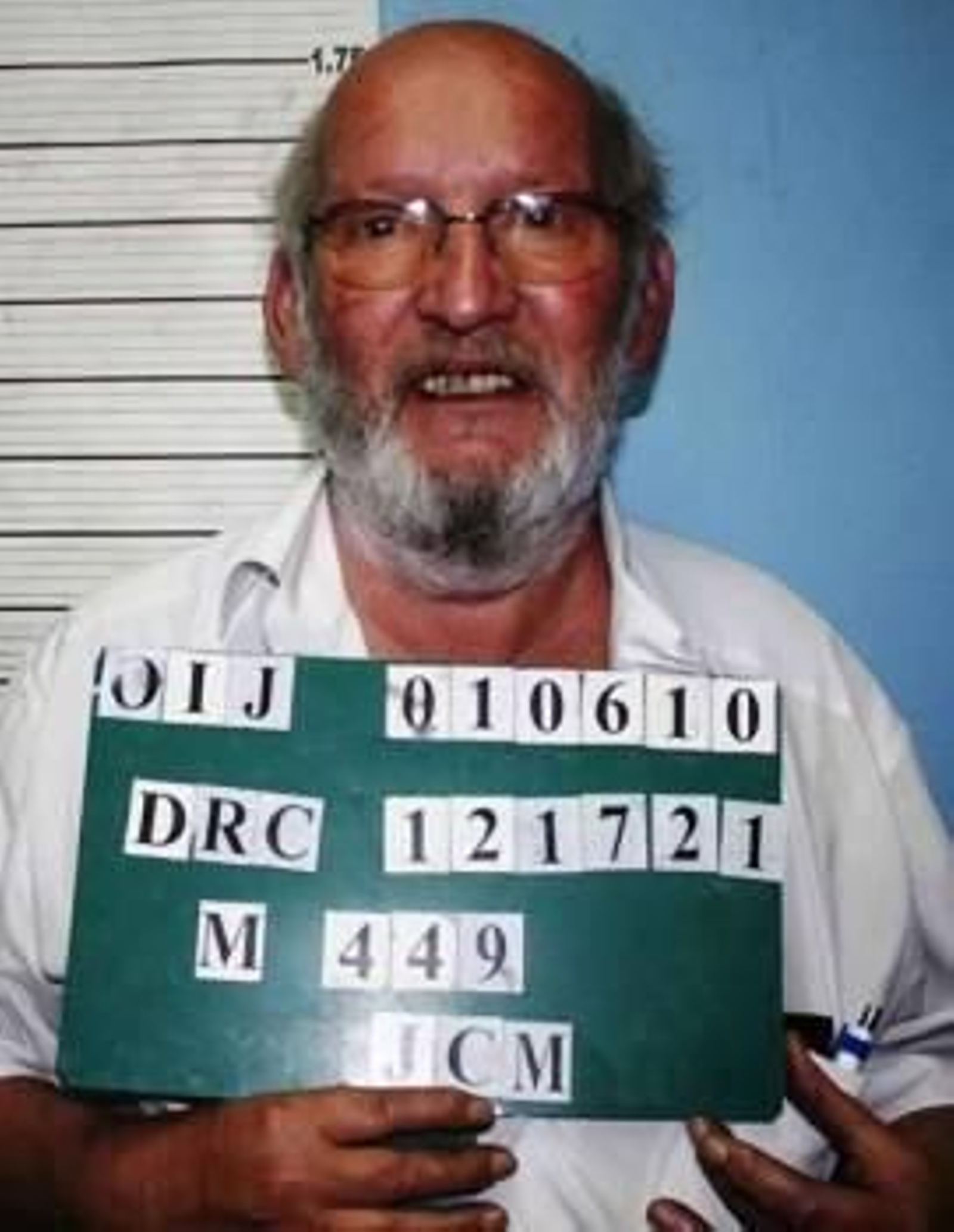 Foto facilitada por Interpol que muestra al fundador de la empresa que fabricó los implantes mamarios defectuosos PIP, Jean-Claude Mas (Foto: EFE)