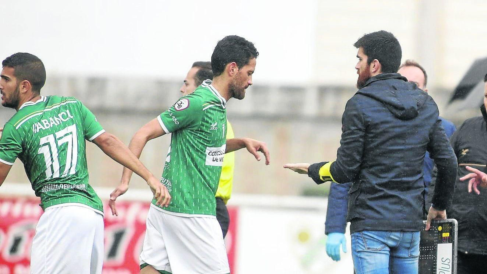 Tanto el Coruxo como el Celta B promedian 4,25 cambios por encuentro en Segunda B.