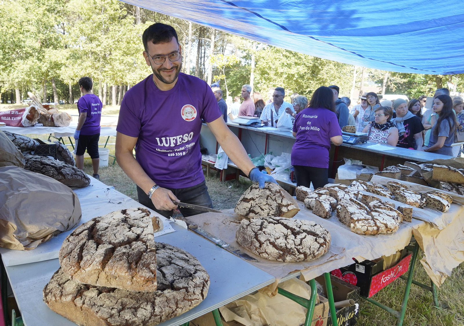 Celebración de la Romaría do Pan de Millo en Cabral.