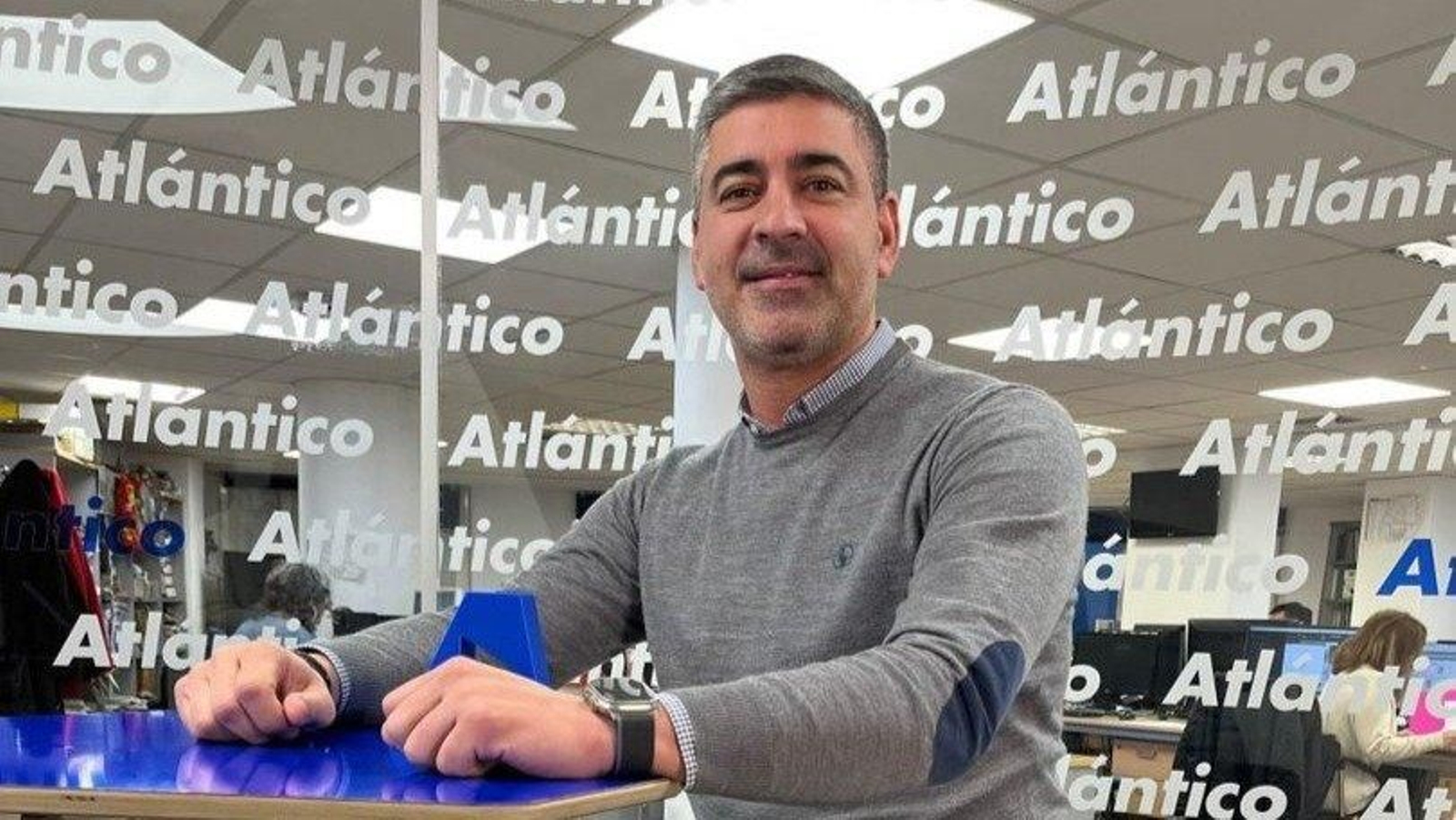 José Ángel Fernández ‘Cerillo’ visitó el set de Atlántico.