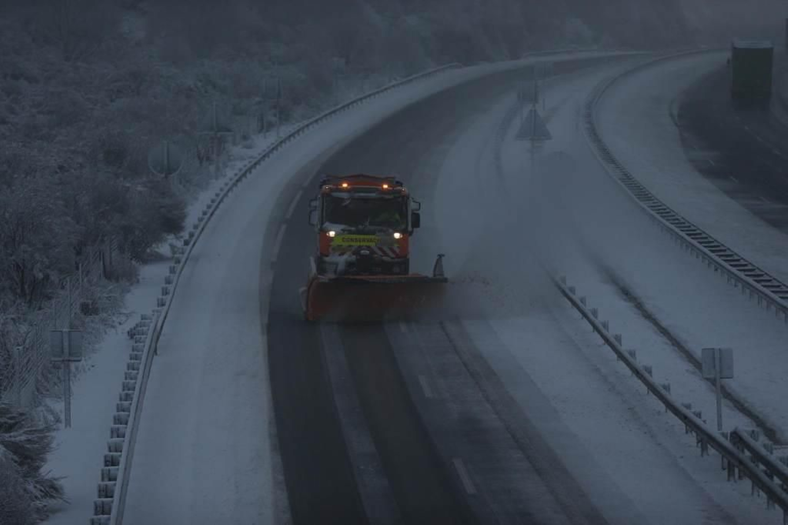 Cortada la A52 por nieve _ Alberte 18