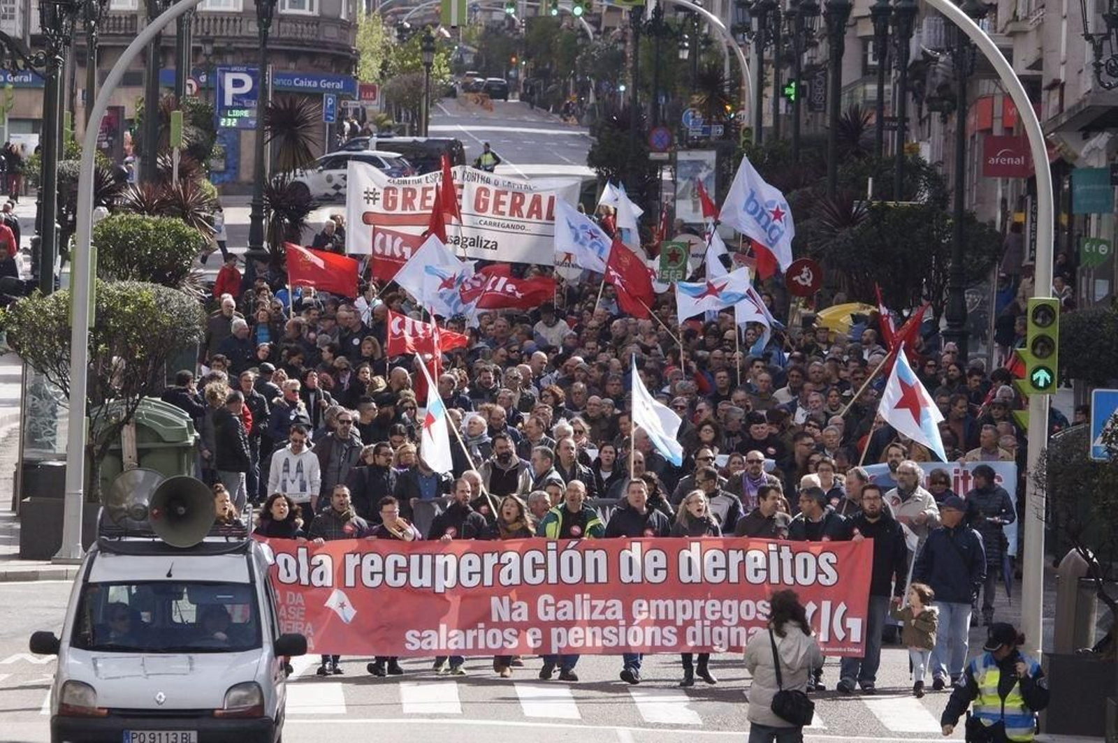 A manifestación recorreu onte as rúas de VIgo.