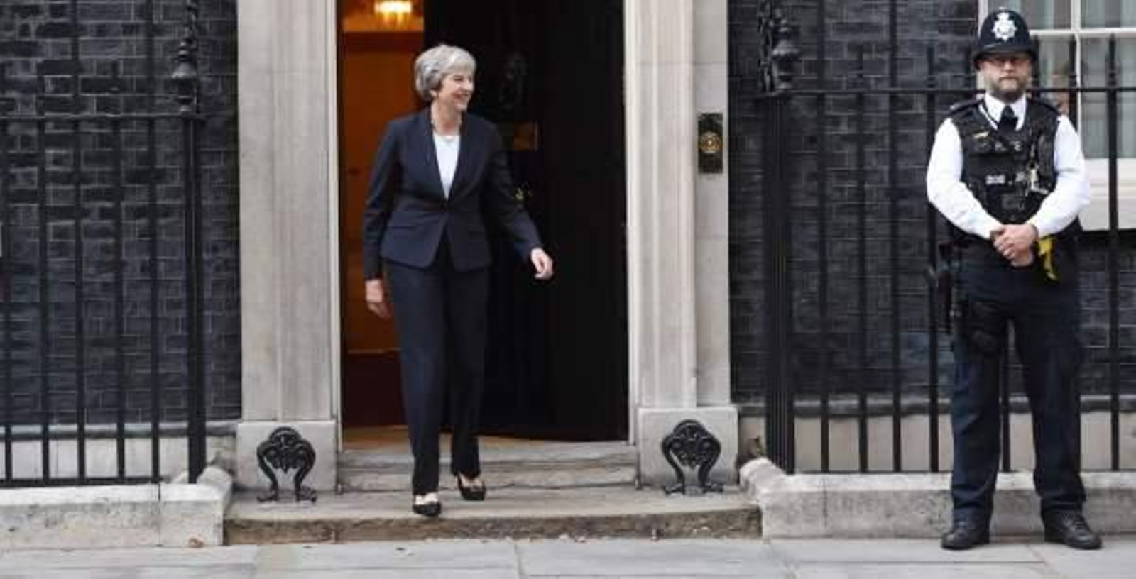 Un informe insta a no dar trato preferente a inmigrantes de la UE tras el "brexit".