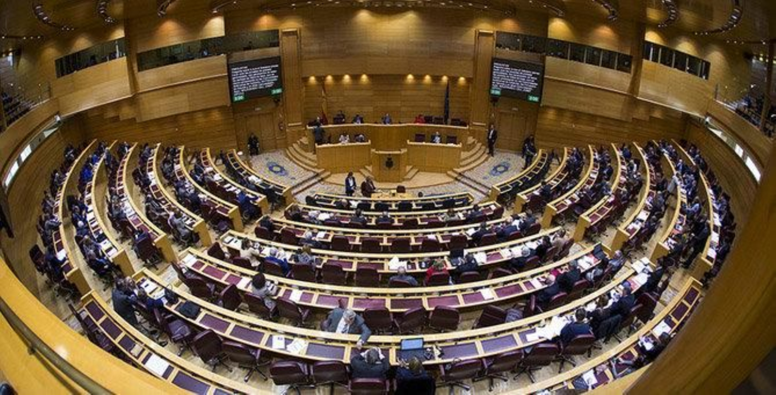Angel Navarrete 17/02/15 Madrid, Comunidad de Madrid El hemiciclo del Senado durante una sesion de control al gobierno. Vista general de todo el hemiciclo. Plano general, desde la tribuna de visitantes, de todo el hemiciclo del Senado
