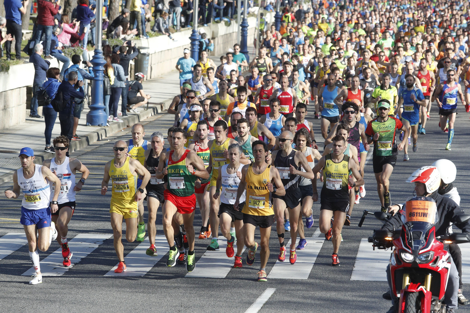 La Vig-Bay dará plaza gratis en 2018 a atletas ciegos con guía.