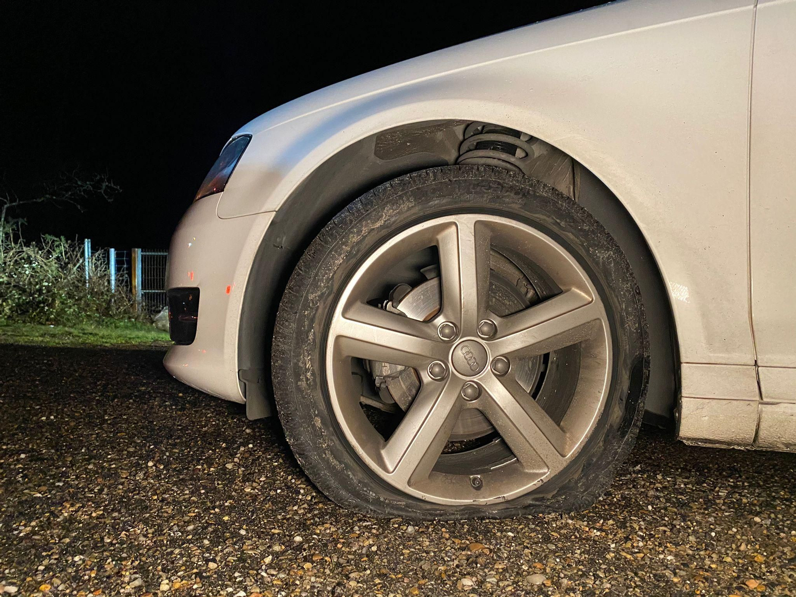 La Nacional 120 continúa con destrozos a vehículos _ Alberte 12