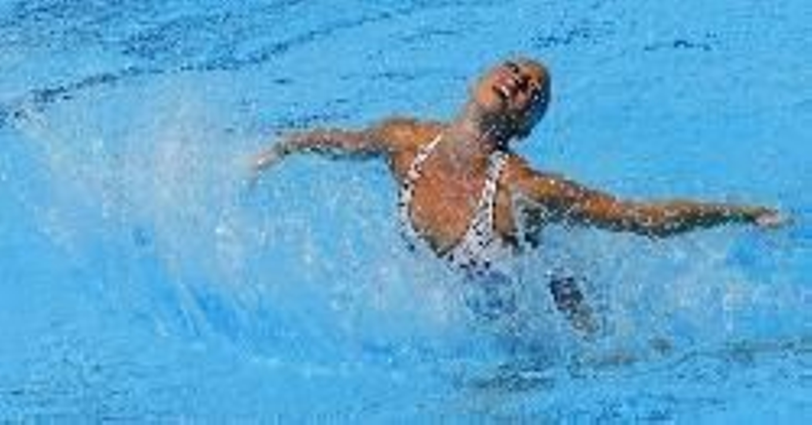 La nadadora española Gemma Mengual, durante su ejercicio.