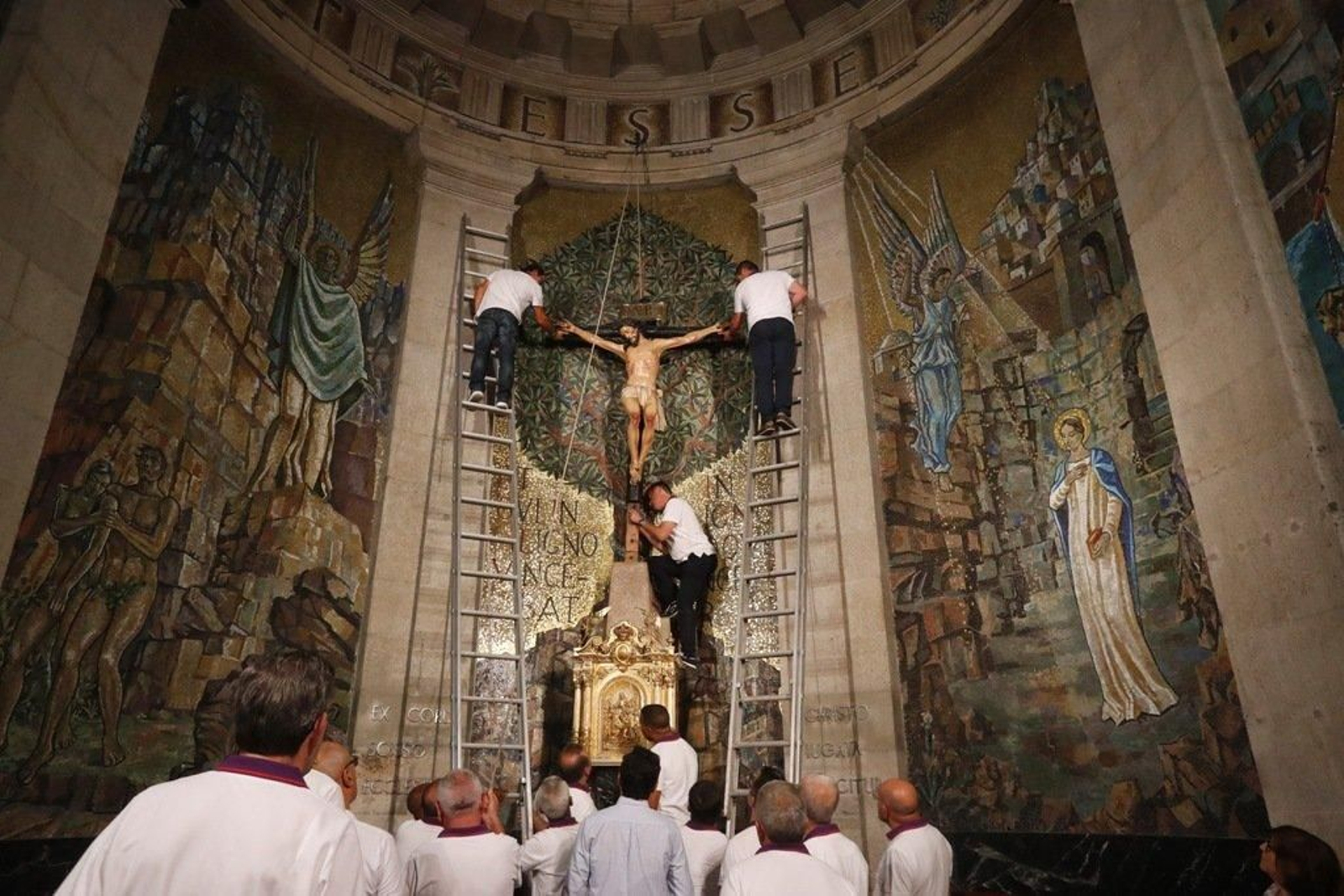 Descendimiento del Cristo de la Victoria _ JV Landín 014