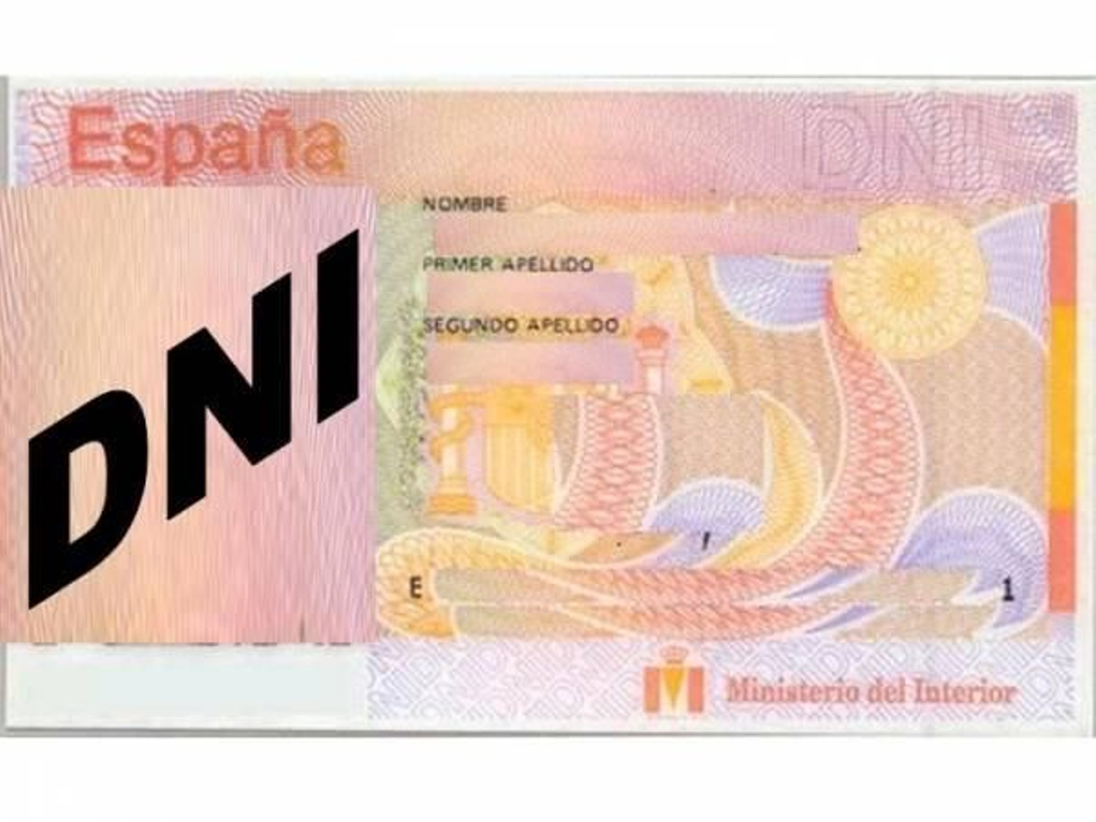 Un individuo estafaba con Documentos de Identidad falsos.