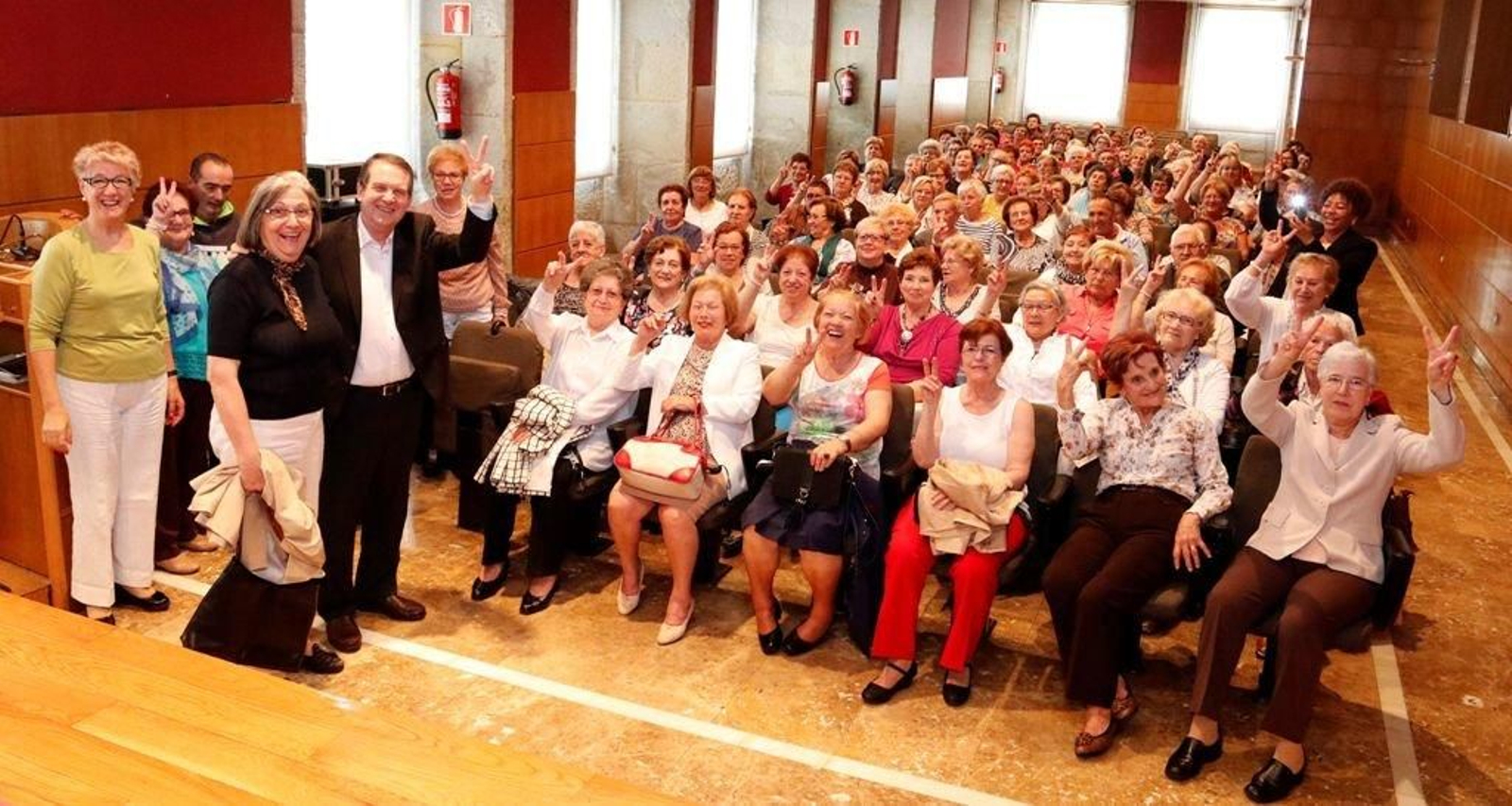 El acto de entrega de diplomas se celebró ayer por la tarde en el Auditorio de Areal.
