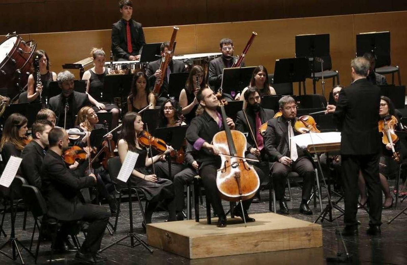 La orquesta Vigo 430 dará la banda sonora en directo de “Tierra” (1930) el día 30.