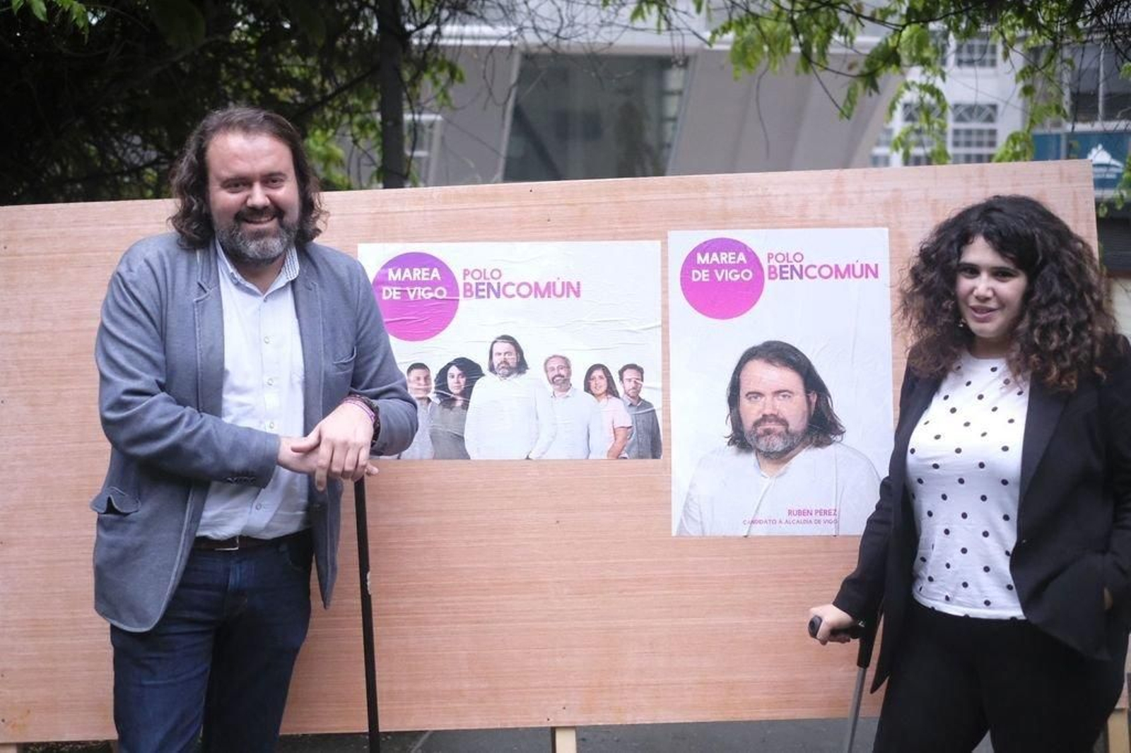Marea de Vigo iniciou a campaña en la praza de “El Pueblo Gallego”, xunto ao Colexio de Arquitectos.