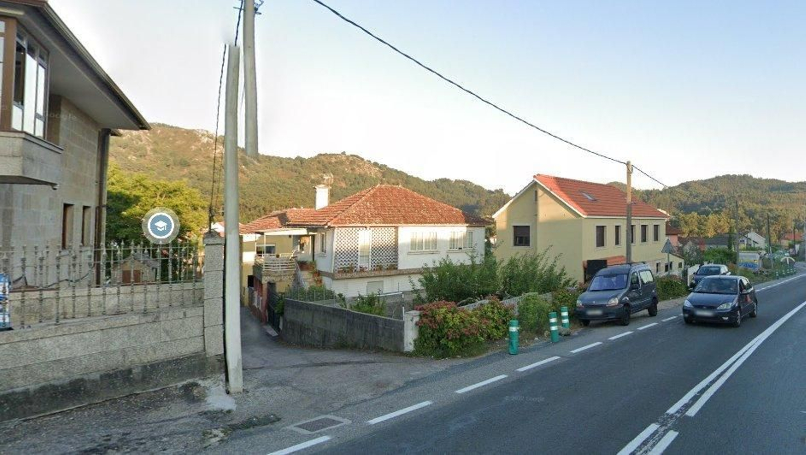 Rúa Estrada de Bueu, 110.