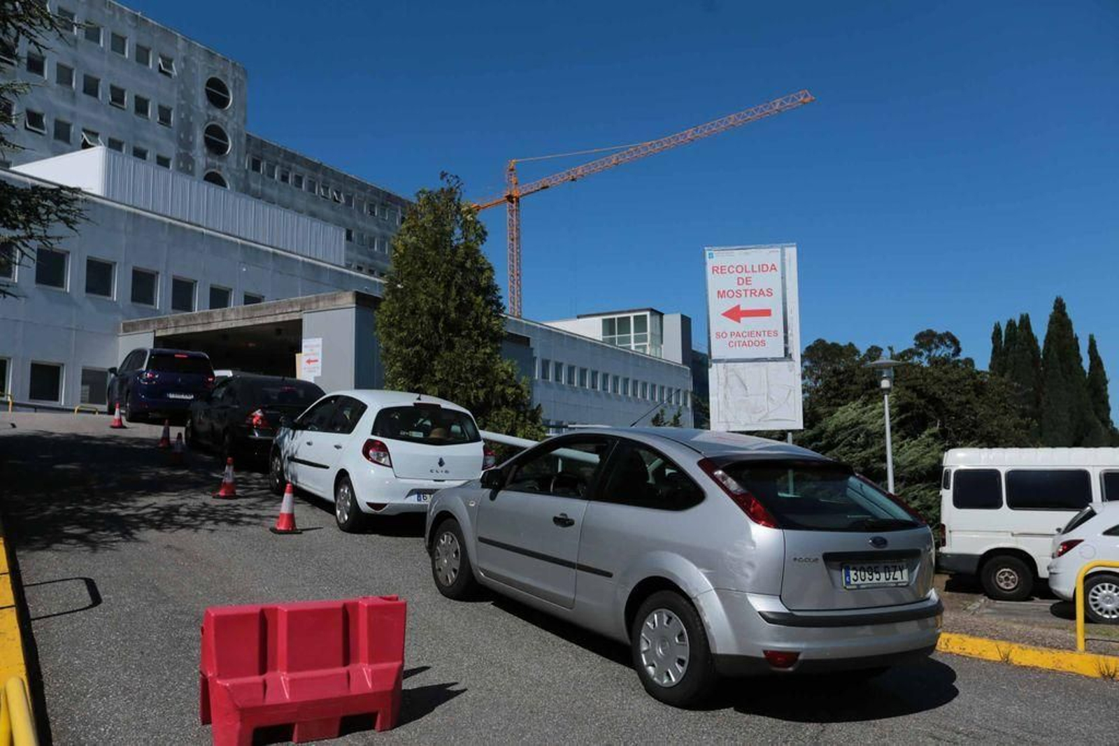 Los usuarios acuden en coche al hospital y tardan unos 3 minutos en pasar la prueba.