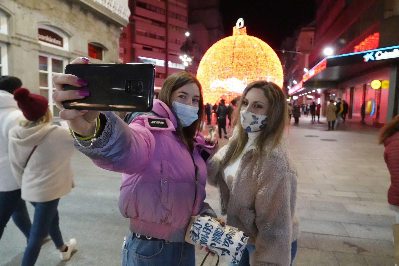 Encendido de las luces de la Navidad en Vigo // Vicente