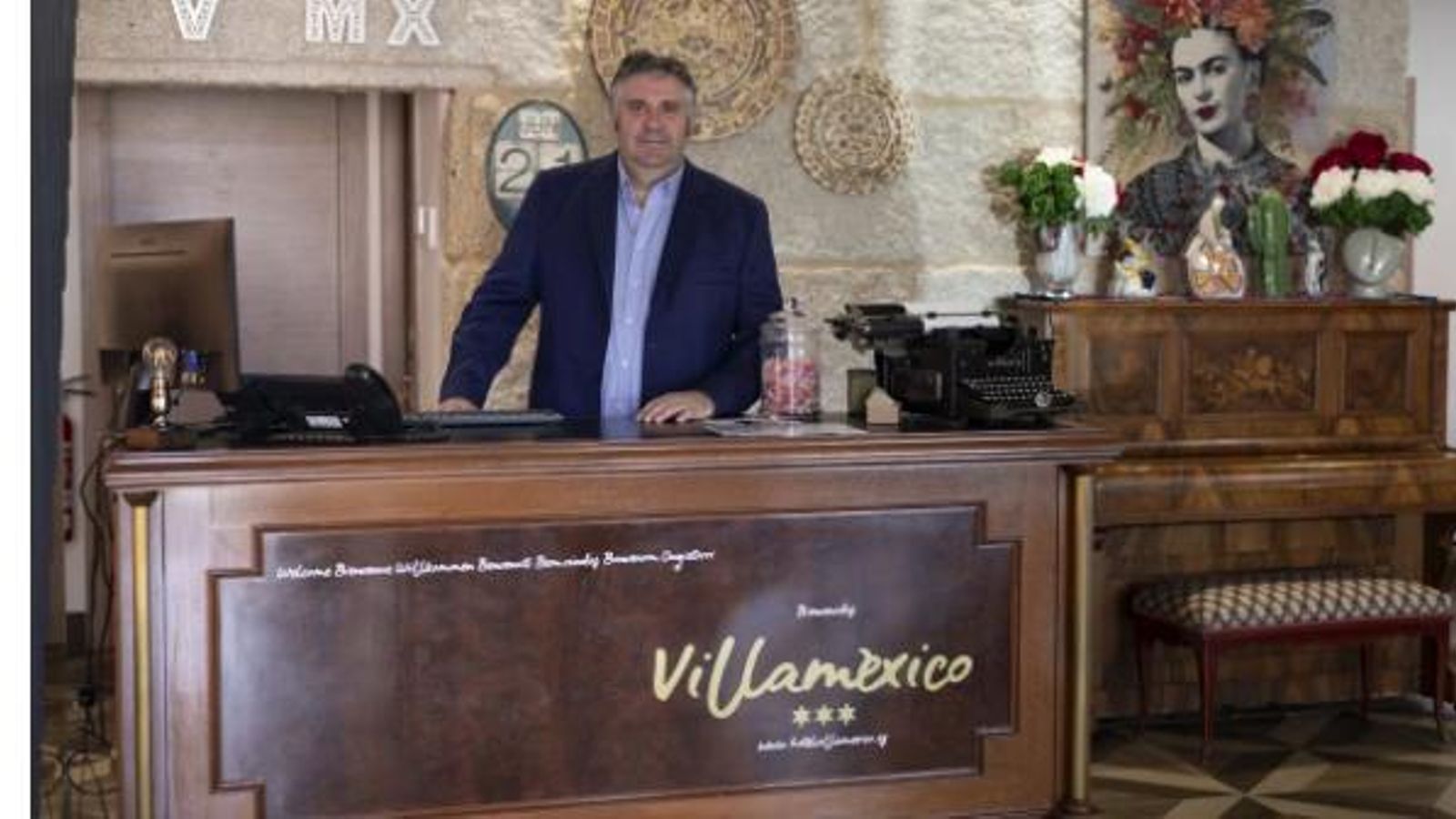 Francisco Gómez, propietario del Hotel Villa México. Fotos Martiño Pinal