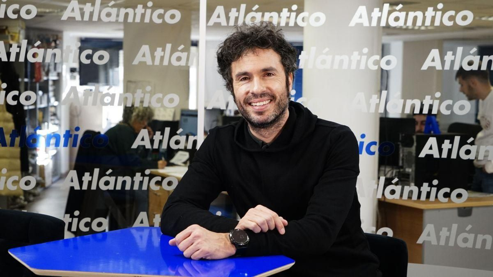 Luis García-Rey, en el set de Atlántico TV.