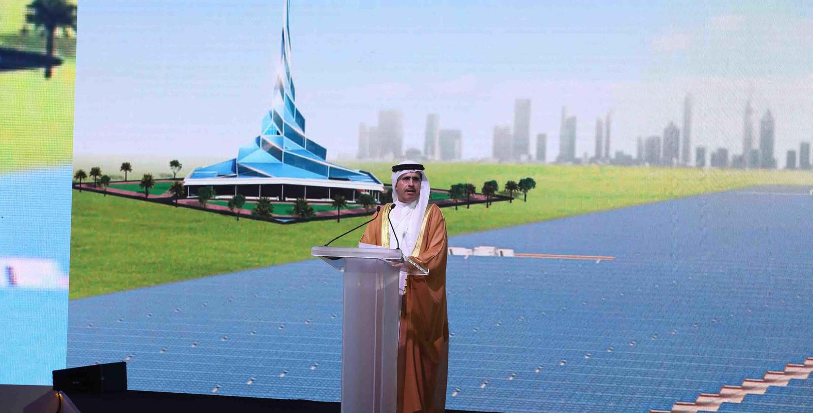 HE_Saeed_Mohammed_Al_Tayer_speaking_at_the_inauguration_of_the_second_phase_of_the_Mohammed_bin_Rashid_Al_Maktoum_Solar_Park_(Photo_ME_NewsWire)