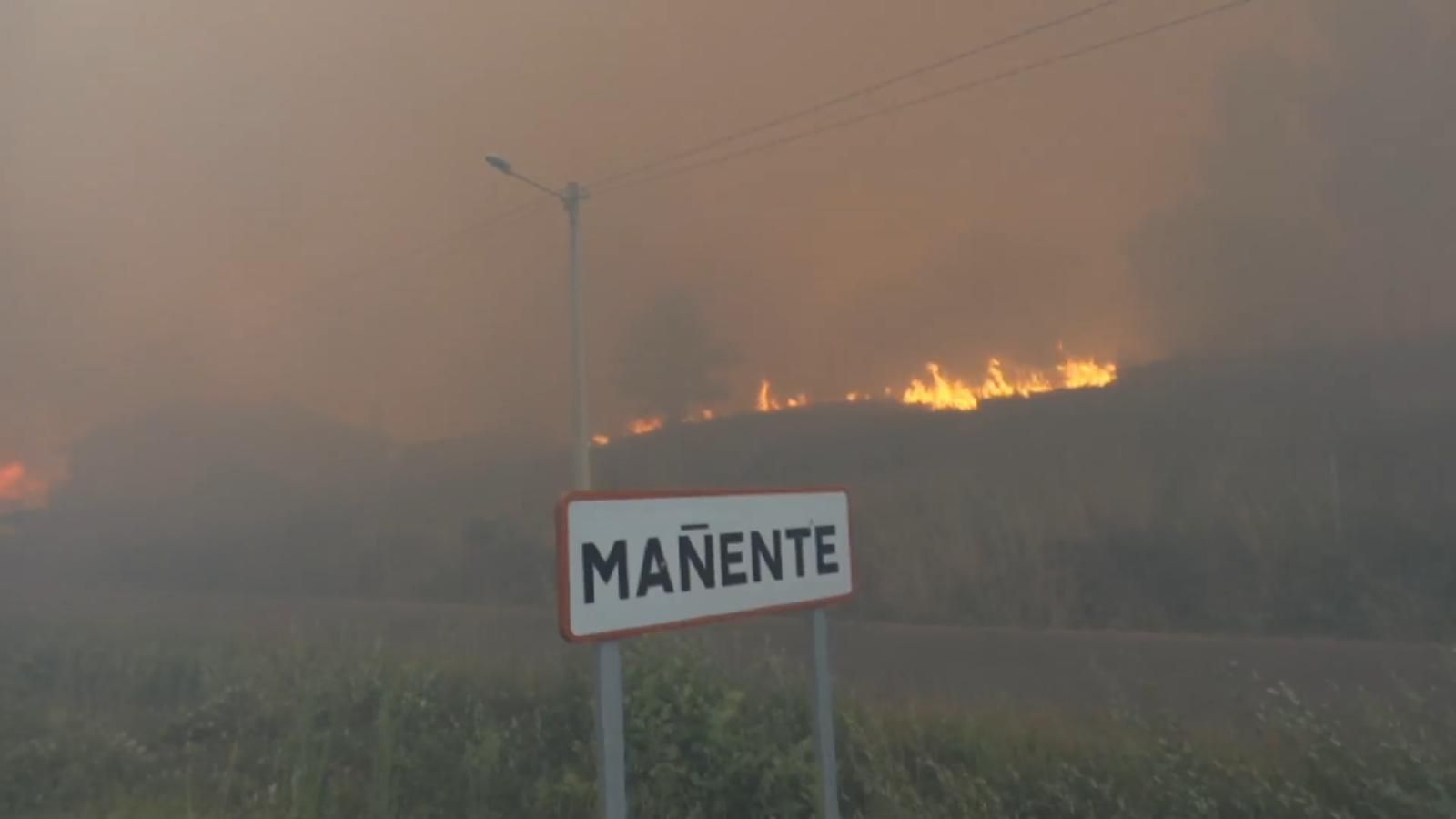 El incendio forestal en Monforte de Lemos _ Alberte11