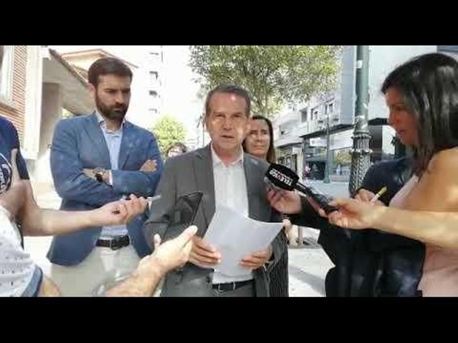 El alcalde de Vigo condena el crimen machista de Valga