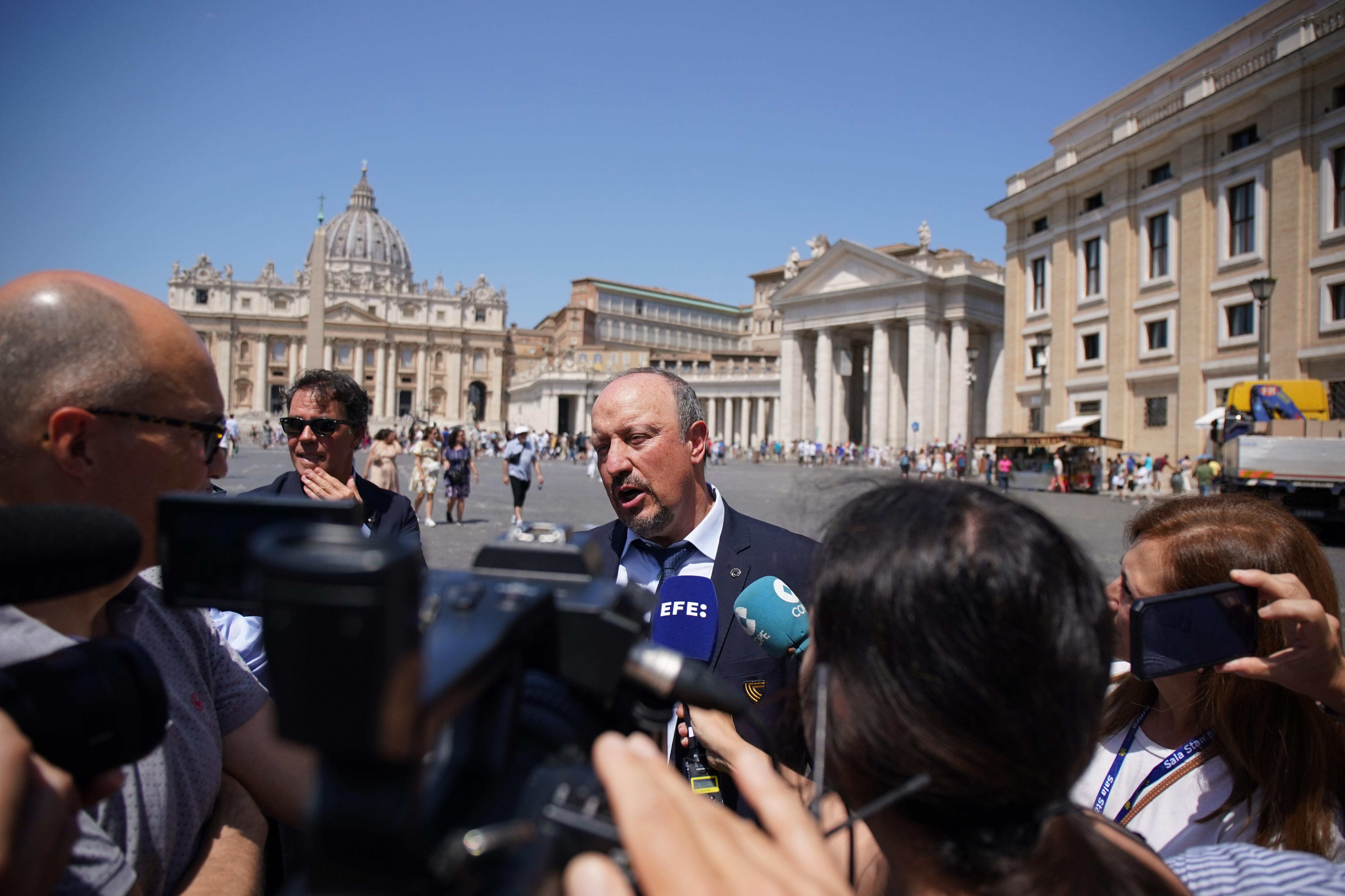 El Papa Francisco recibe al Celta en el Vaticano. // RC Celta