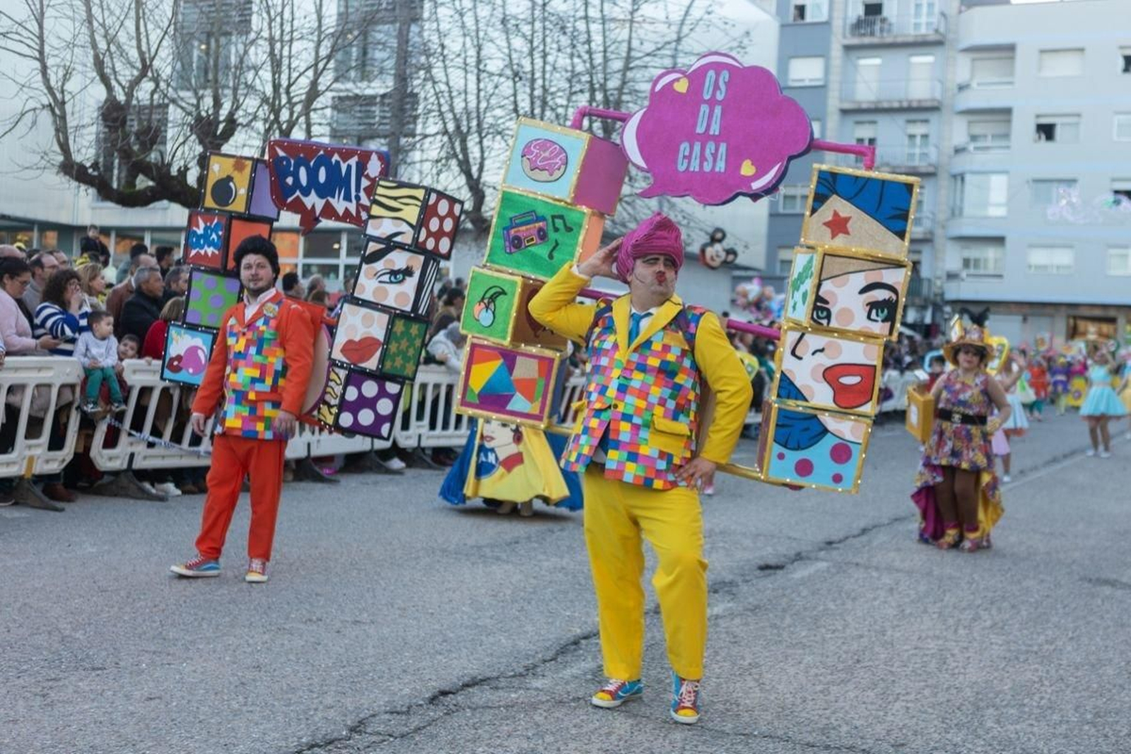 Pop Art Andy, de la Asociacion Los de la Casa de Vigo, se llevó el cuarto premio.