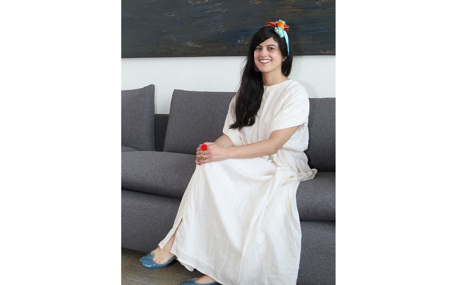 Fotografía cedida por la Secretaria de Relaciones Exteriores (SRE) donde se observa a la escritora Brenda Lozano mientras posa en la Ciudad de México (México). EFE/Secretaria de Relaciones Exteriores