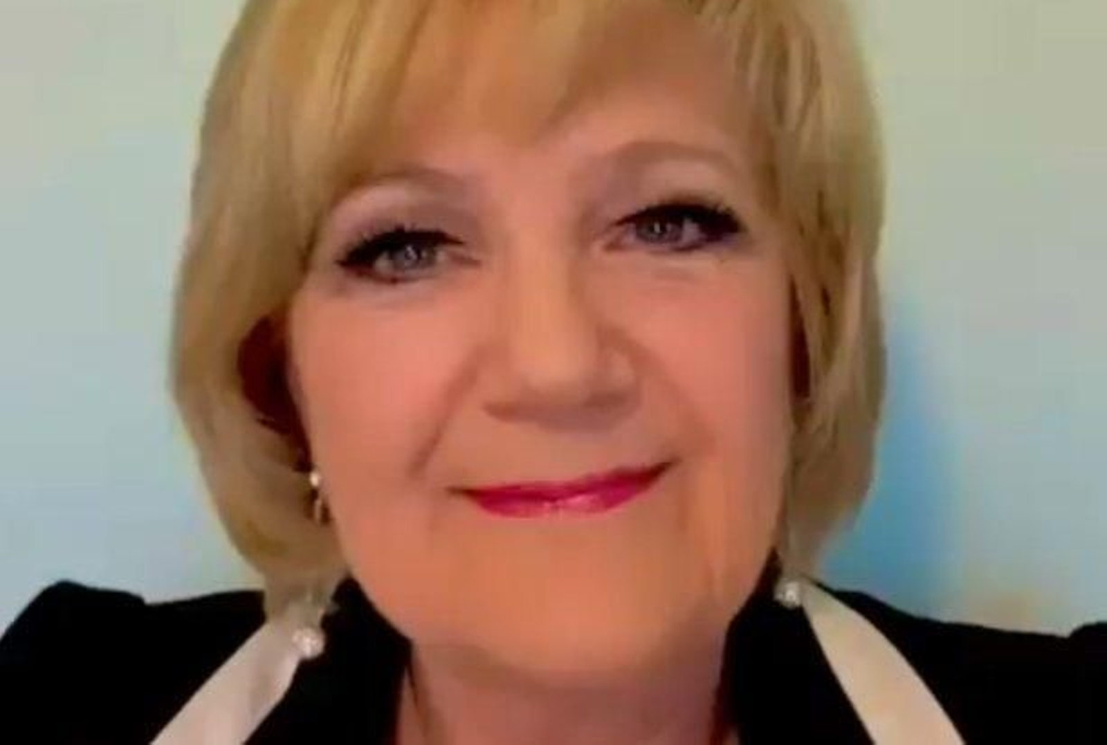 Nicki French, en el mensaje para sus fans. // X