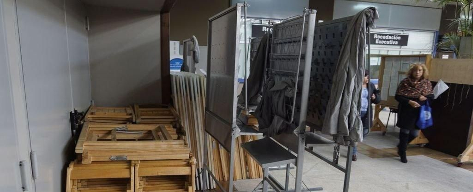 El dispositivo para las votaciones está listo para las elecciones de hoy, con colegios abiertos desde las 9 a las 20 horas.