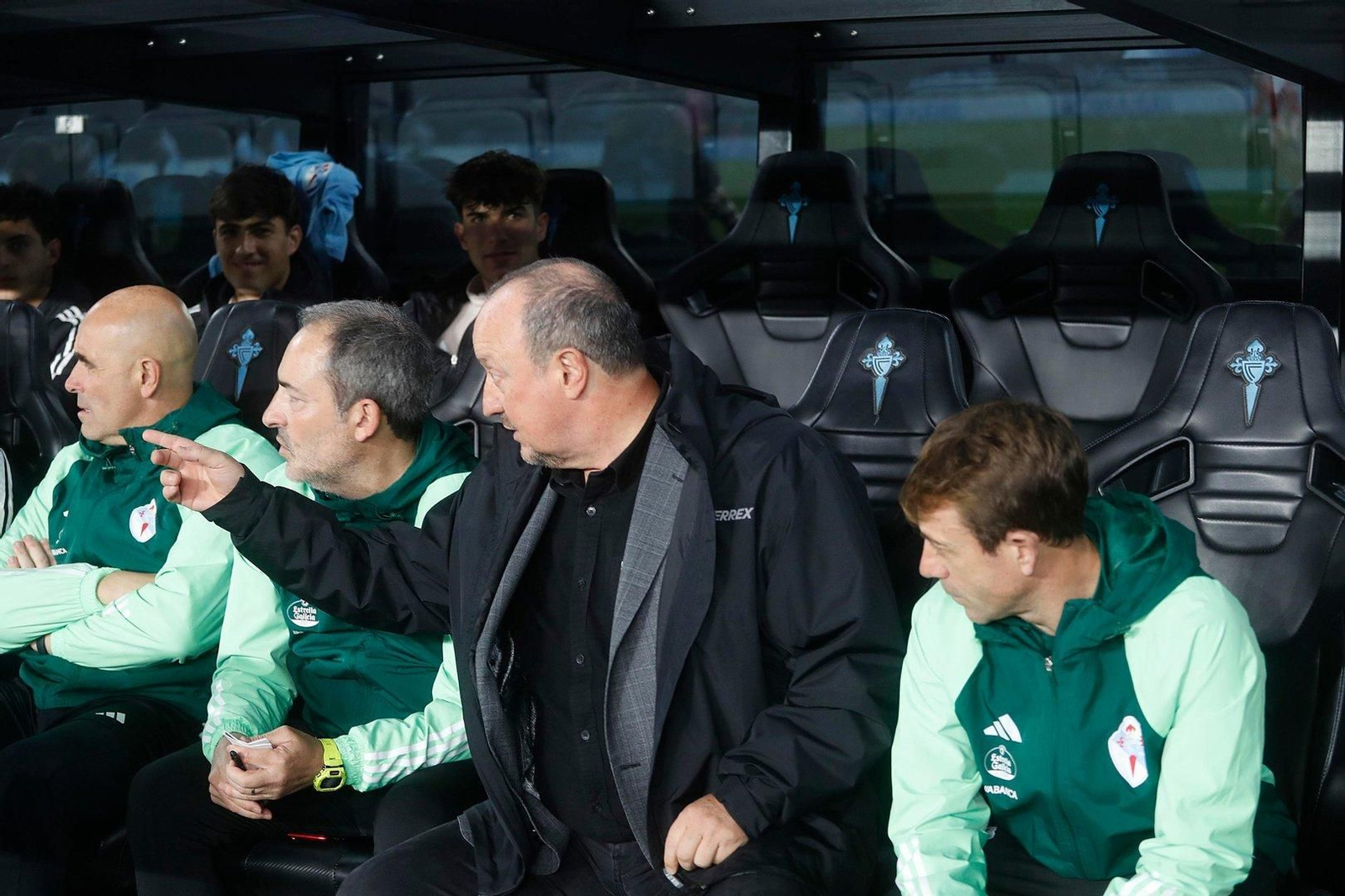 Benítez en el partido Celta-Almería en Balaídos.
