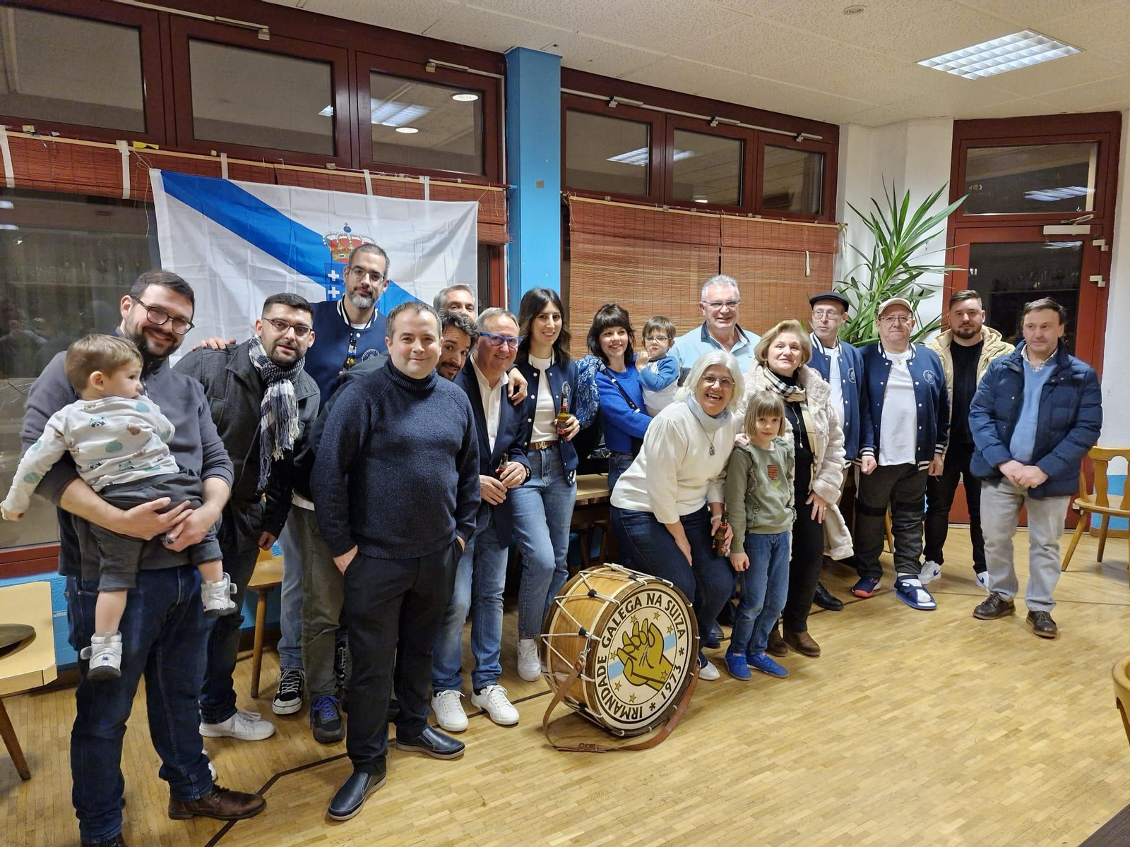 El programa "Quen Anda Aí" de la Televisión de Galicia (TVG) ha despertado un gran interés entre la emigración gallega residente en Suiza, especialmente en la ciudad de Ginebra.