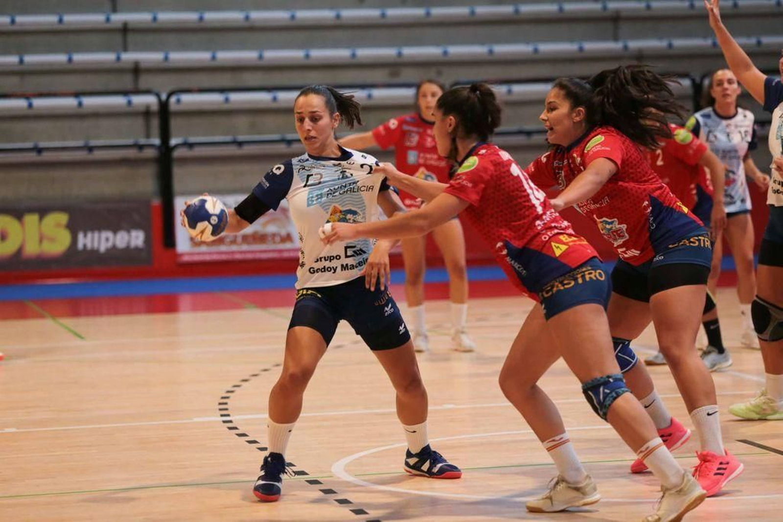 El Porriño tratará de sorprender al Liberbank Gijón a domicilio.