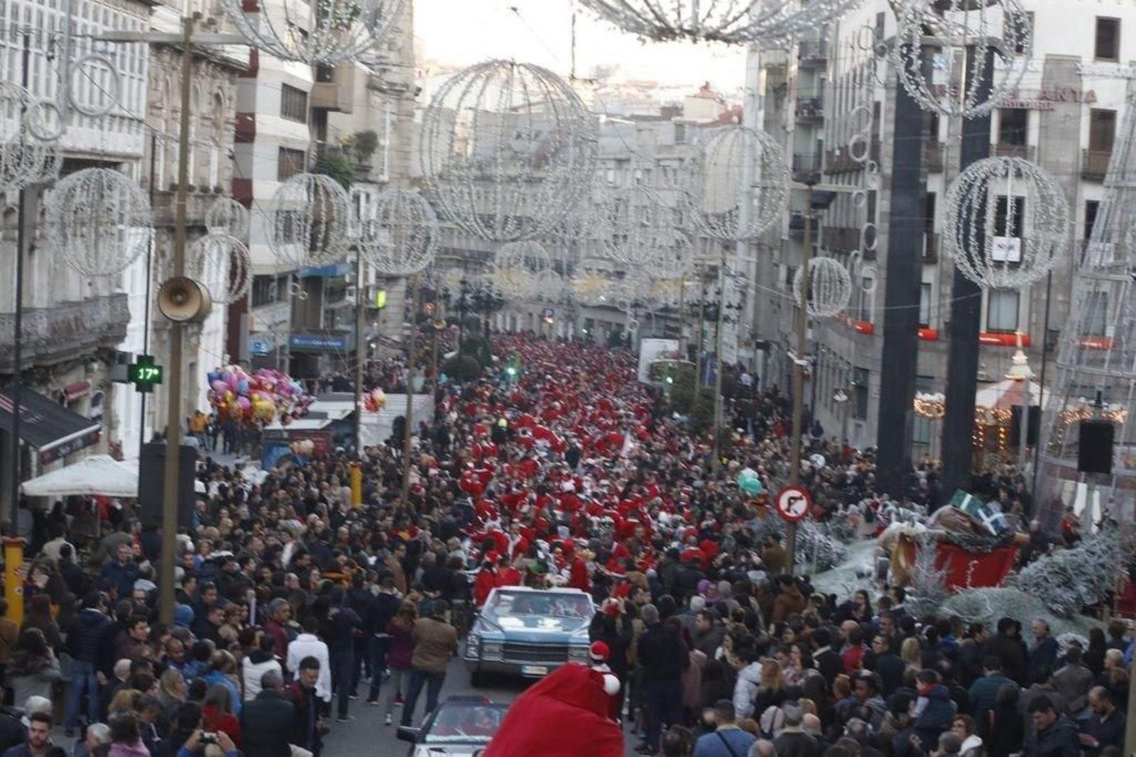 La papanoelada motera toma las calles de Vigo 14