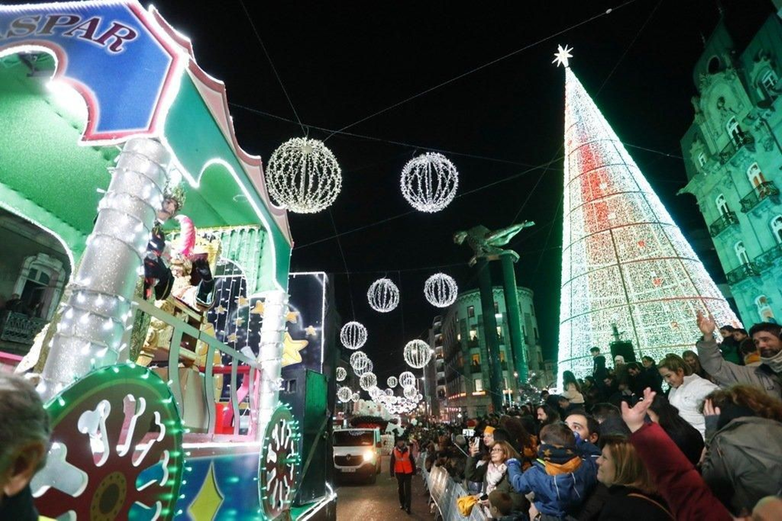 La Cabalgata de los Reyes Magos en Vigo - JV Landín 25