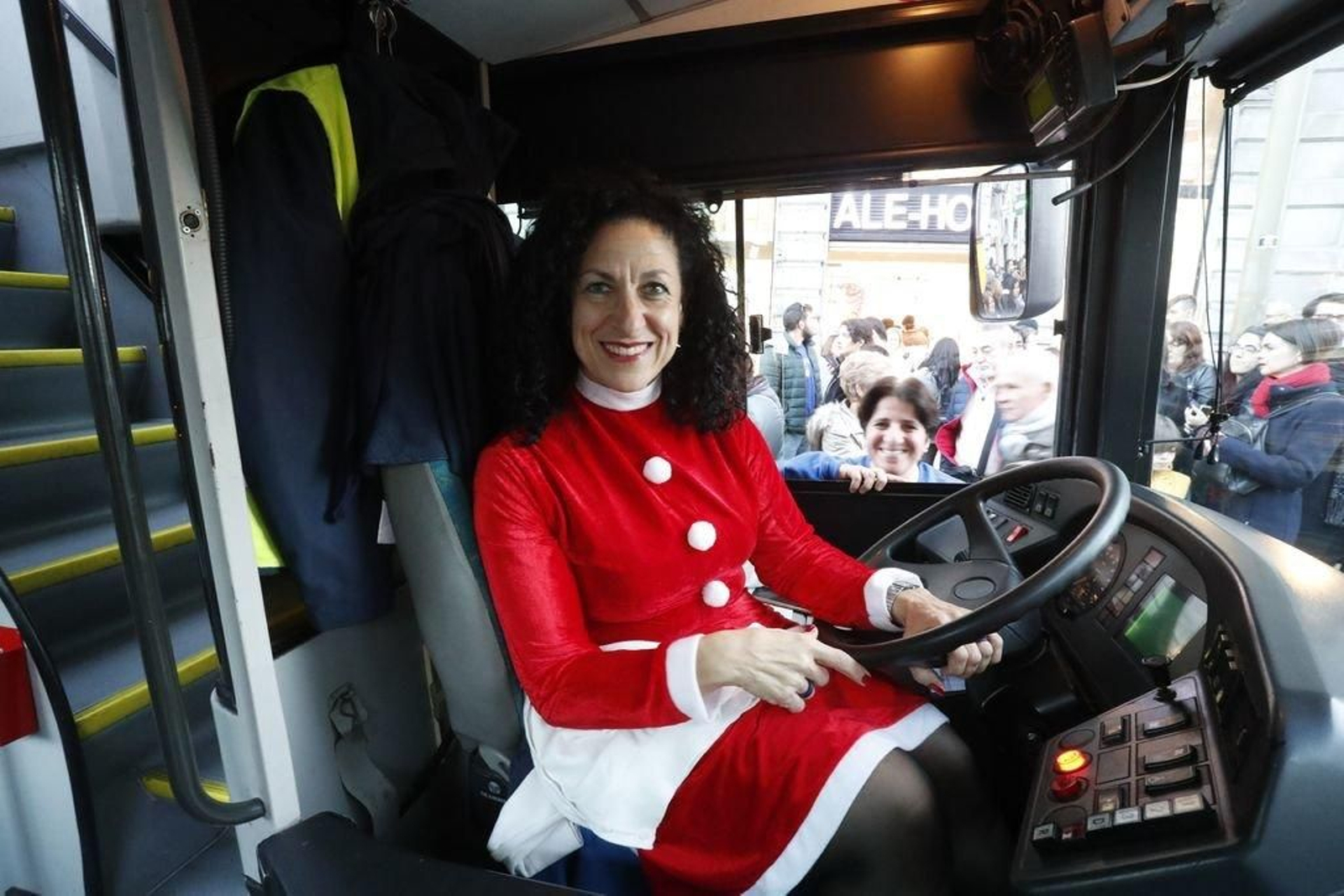 La papanoelada motera toma las calles de Vigo 39