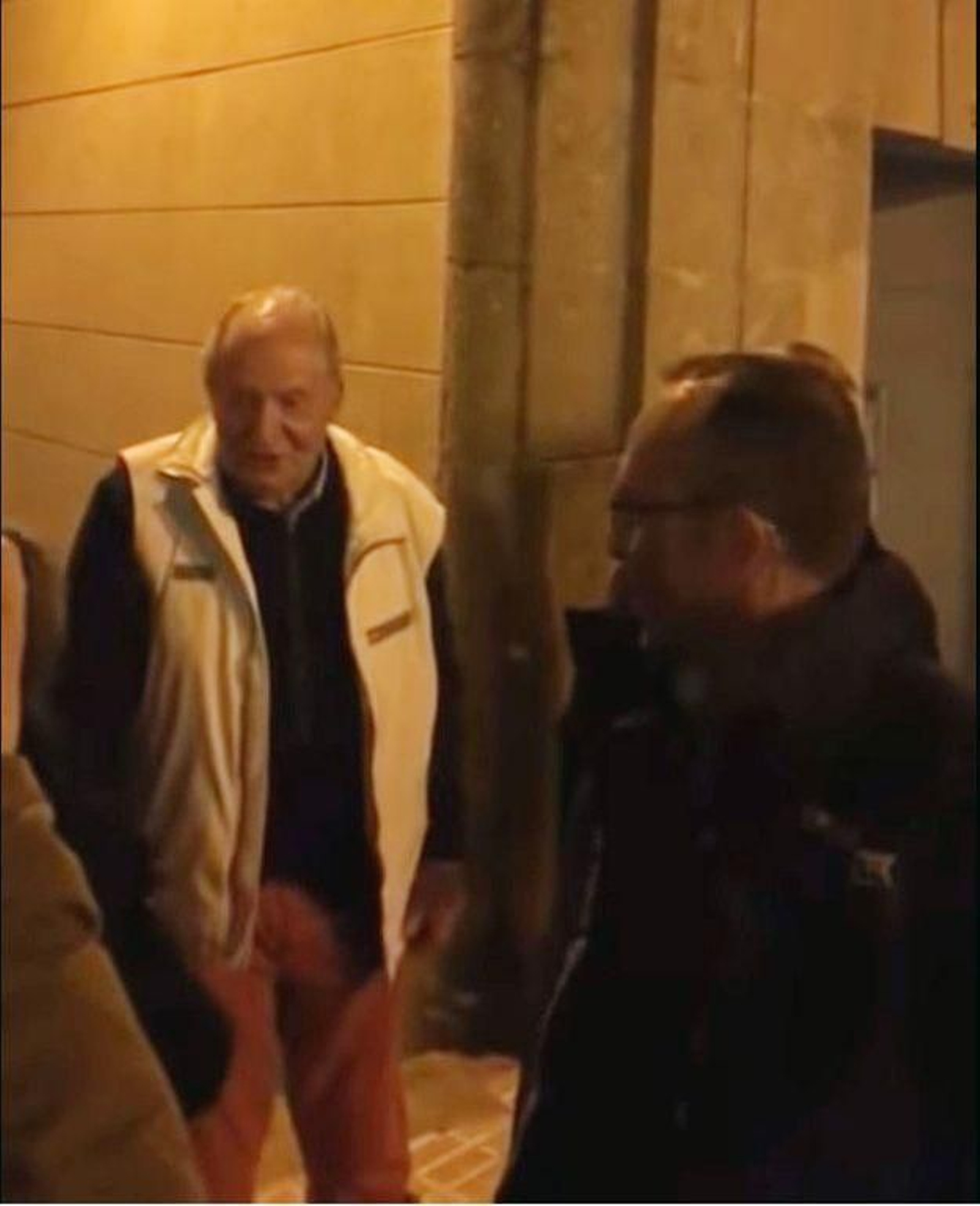 Juan Carlos I saliendo del Choko de Ronda de Don Bosco.