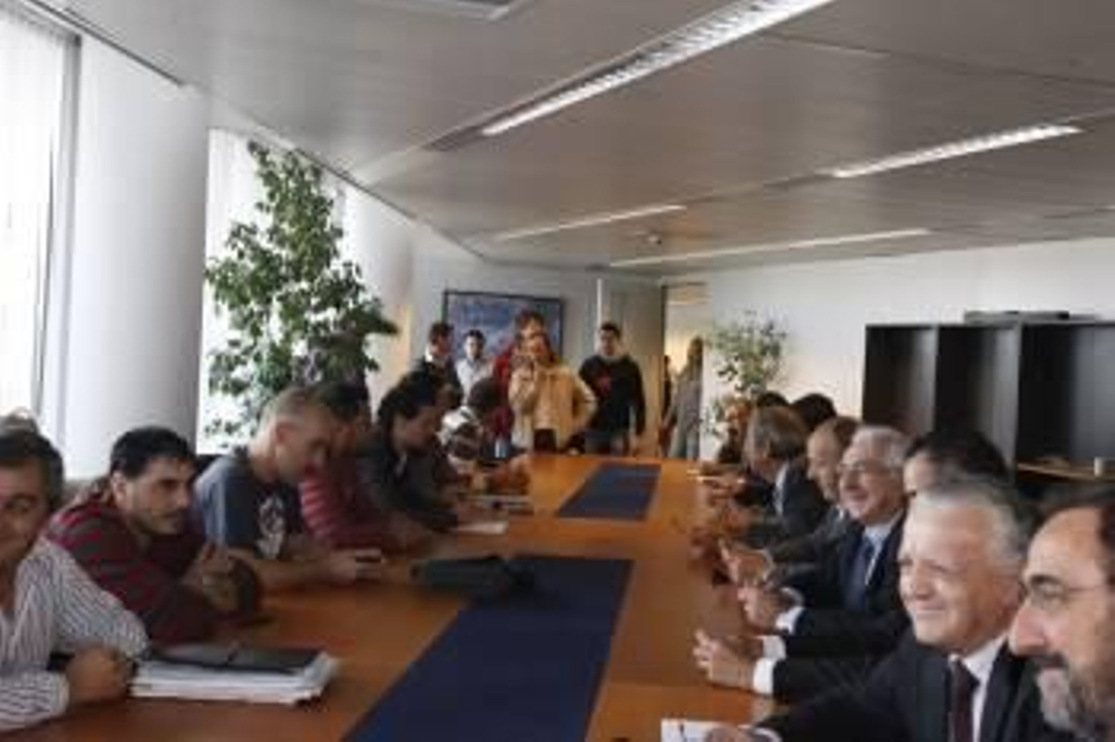 La firma del convenio actual se produjo en noviembre de 2009, tras casi un año de negociaciones.