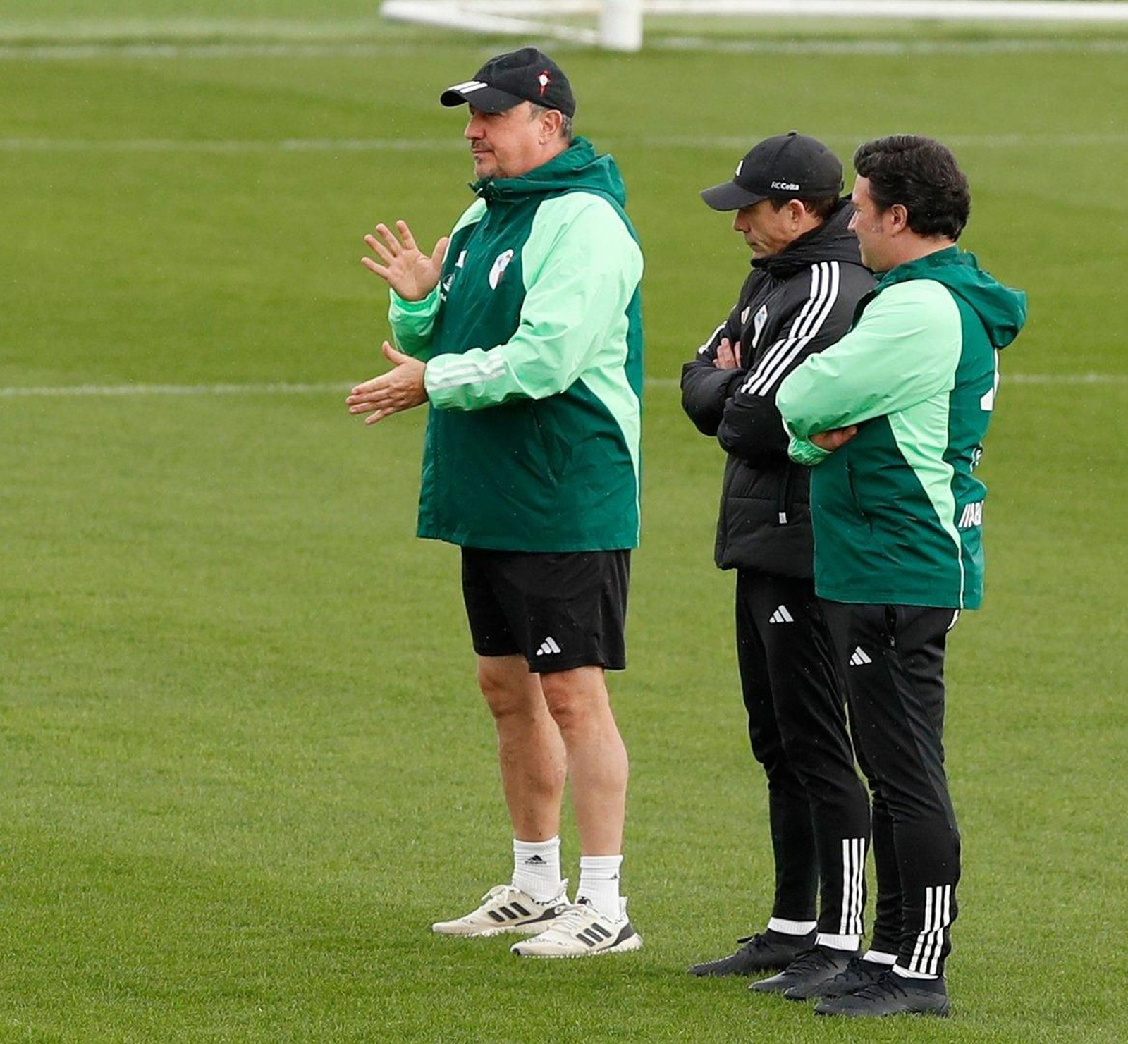 Rafa Benítez en el entrenamiento del Celta.