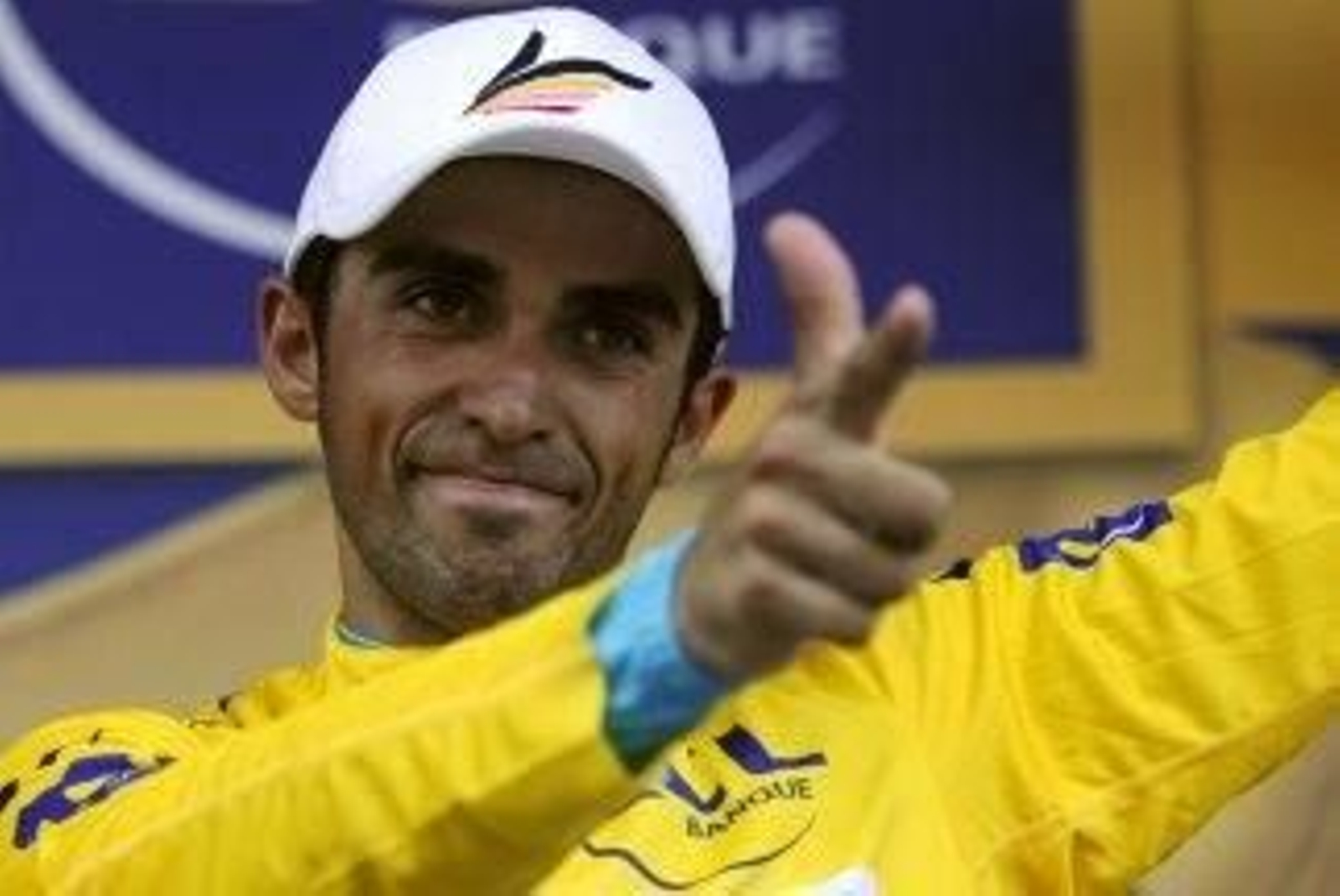 Alberto Contador tomó el liderato del Tour de Francia