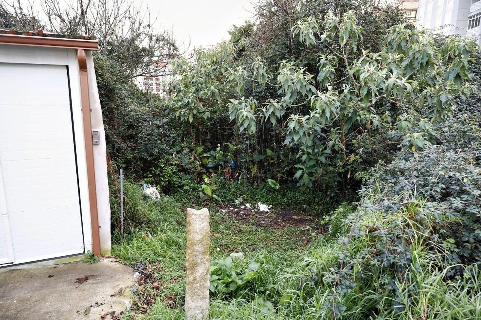 Zona en la que se encontró la maleta con el cadáver. // Jorge Santomé