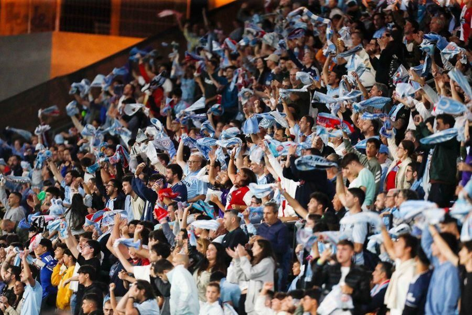 Celta - Cádiz JV Landín 08
