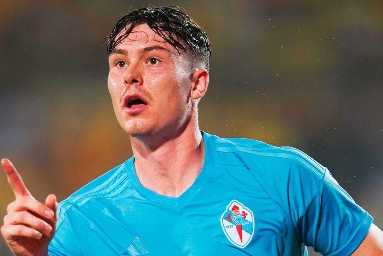 El delantero Jorgen Strand Larsen es el jugador del Celta que más faltas comete, con 2.1 por partido.