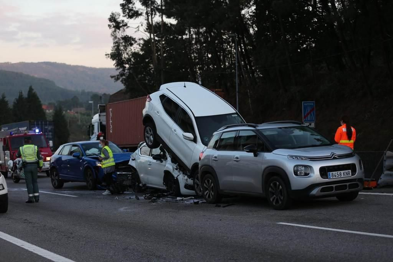 Accidente en la la autovía A55 en Mos 8